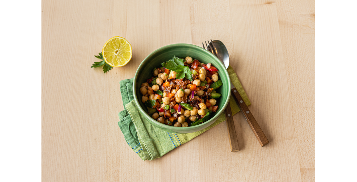Kichererbsensalat mit getrockneten Tomaten