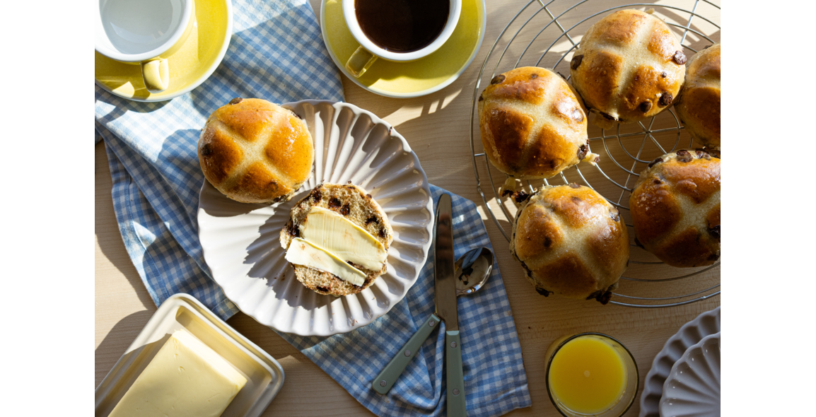 Hot Cross Brötchen