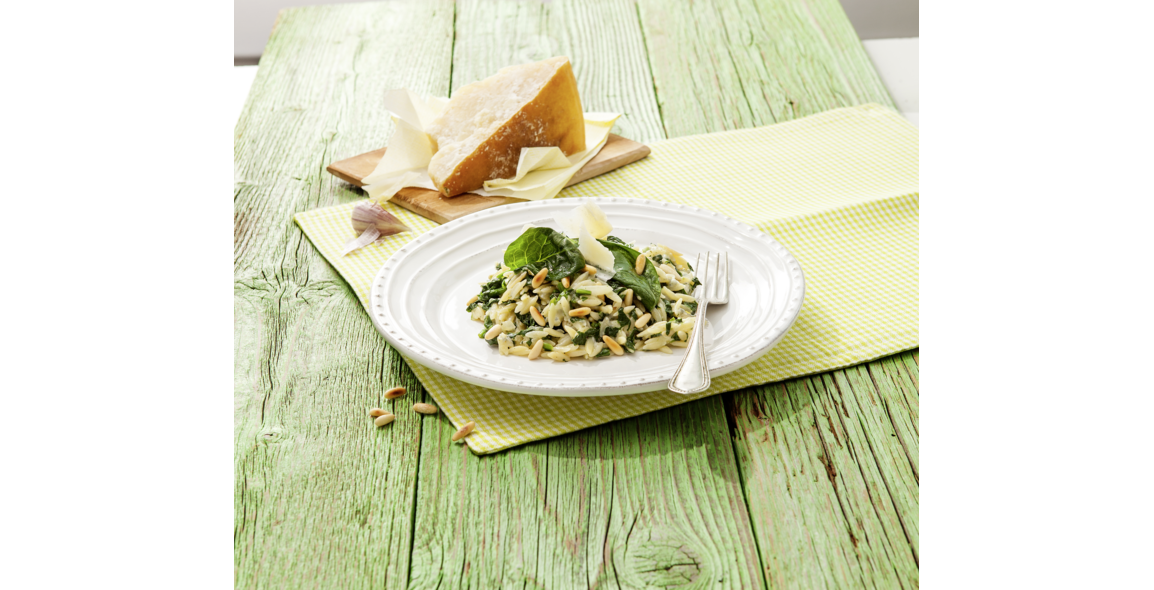 Risoni mit Gorgonzola und Blattspinat